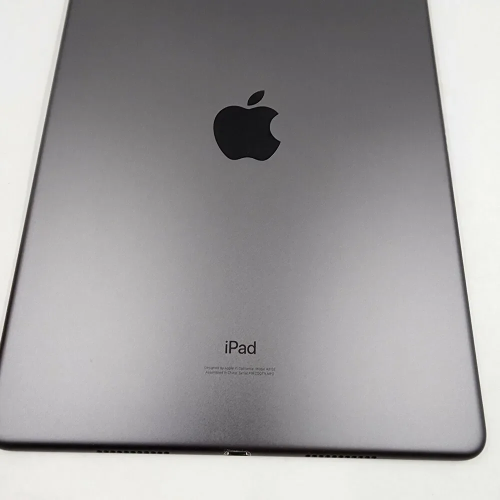 Apple - iPad Air 10.5 Inch (3rd Generation) with Wi-Fi - 64GB Space Gray
